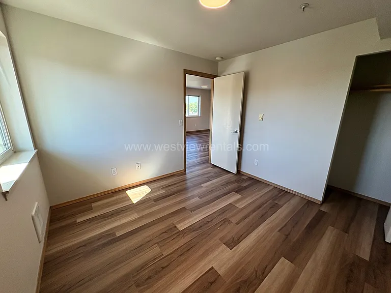 135-139 Prince Ave — Photo 356