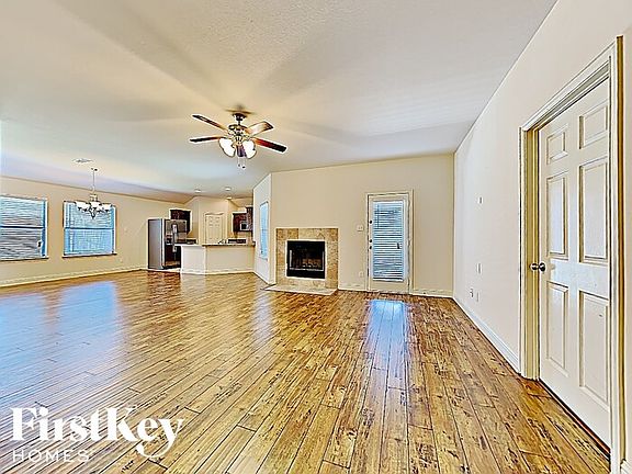 2nd image of 606 Hearthstone Dr