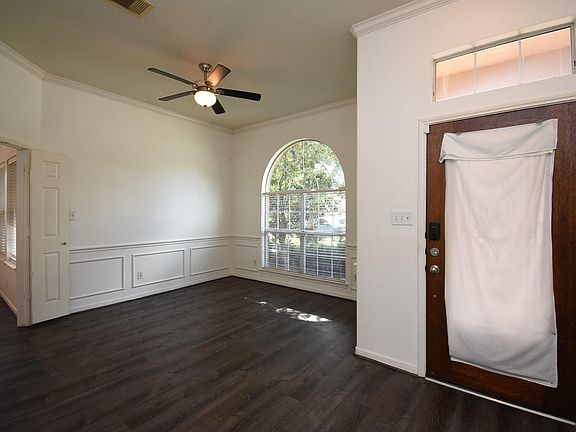 4th image of 128 Long Canyon Ln