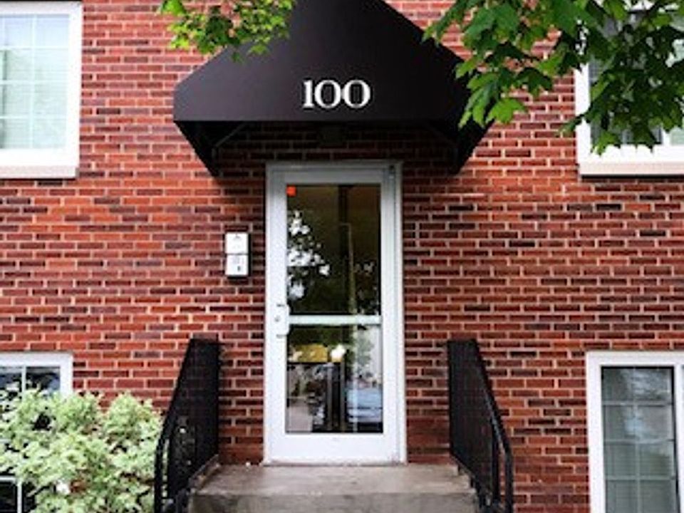 1st image of 106 Grandview Ct