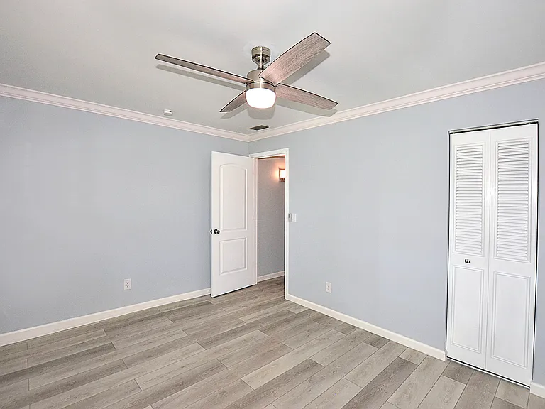 50 Woodland Dr #207 — Photo 12