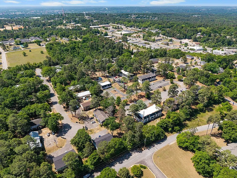 Pine Crest — Photo 48