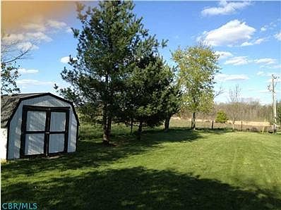 5th image of 15834 Valleyview Dr