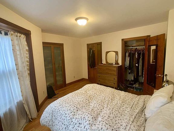 3rd image of 418 Macdonough St APT 1