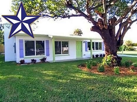 1st image of 3222 NE Skyline Dr