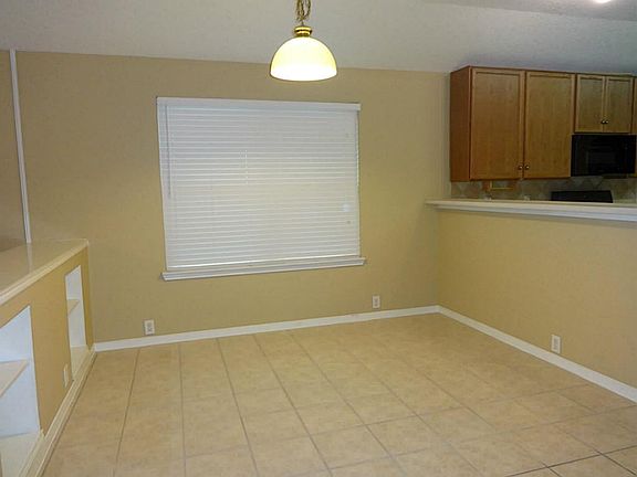 2nd image of 17318 Stone Peaks Dr