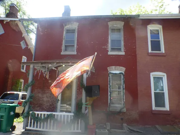 353 Boyd St, Cornwall, PA 17016