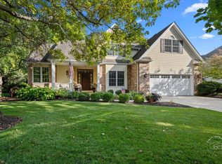 175 West Ct, Batavia, IL 60510