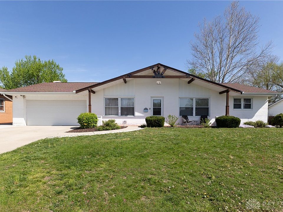 1st image of 415 Reichard Dr