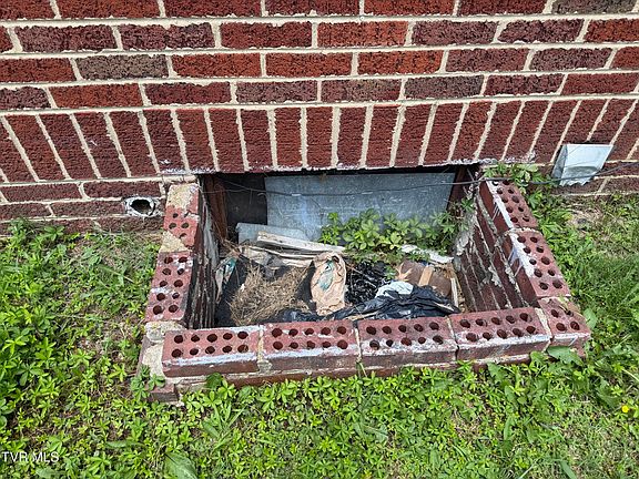 4th image of 1017 Yadkin St
