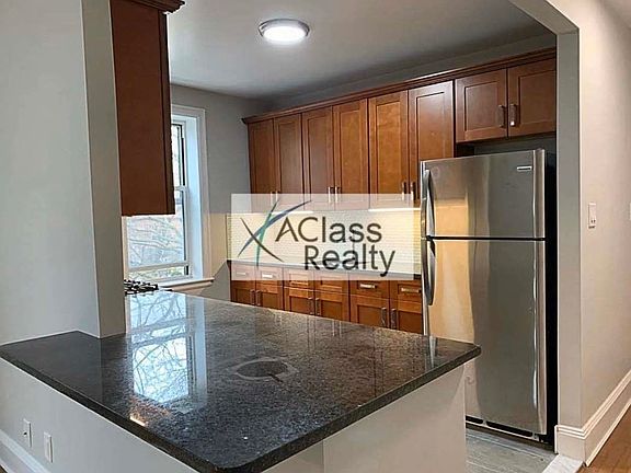 2nd image of 84-47 Lefferts Blvd #3Z