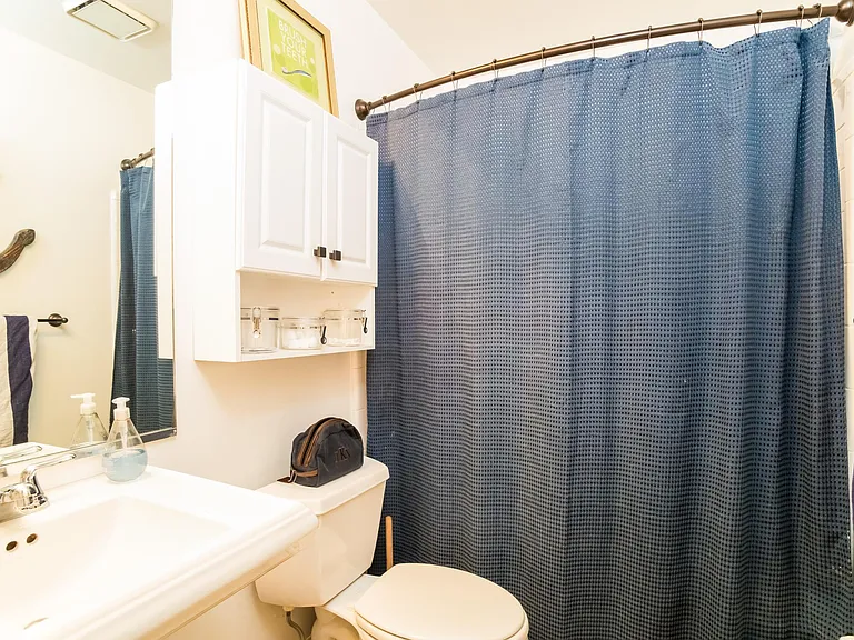 1912 Pine St #2 — Photo 10