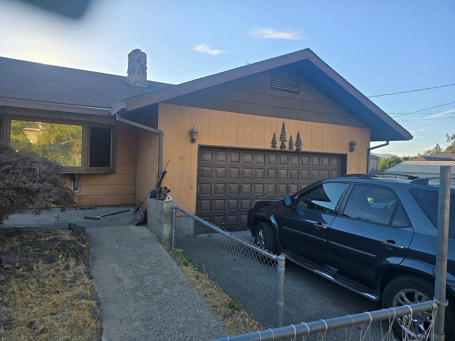 3 bed, 1.5 bath, 1174 sqft, $2,350 — Photo 3