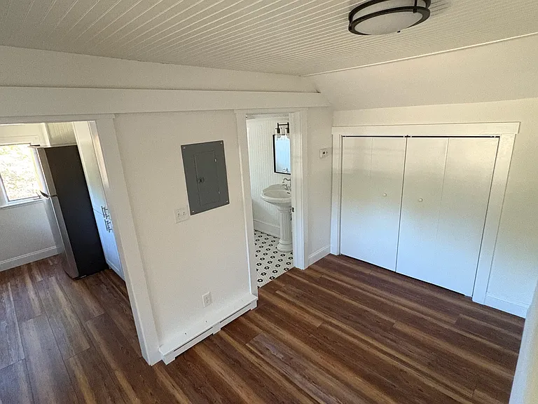 102 Stanley Pl #102B — Photo 5