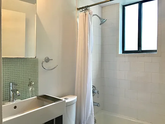 Rented by Level Group | media 6