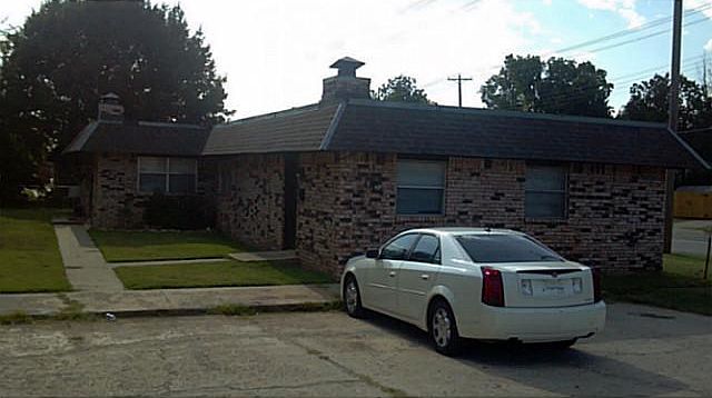 1st image of 136 NE 12th St #136 & 138