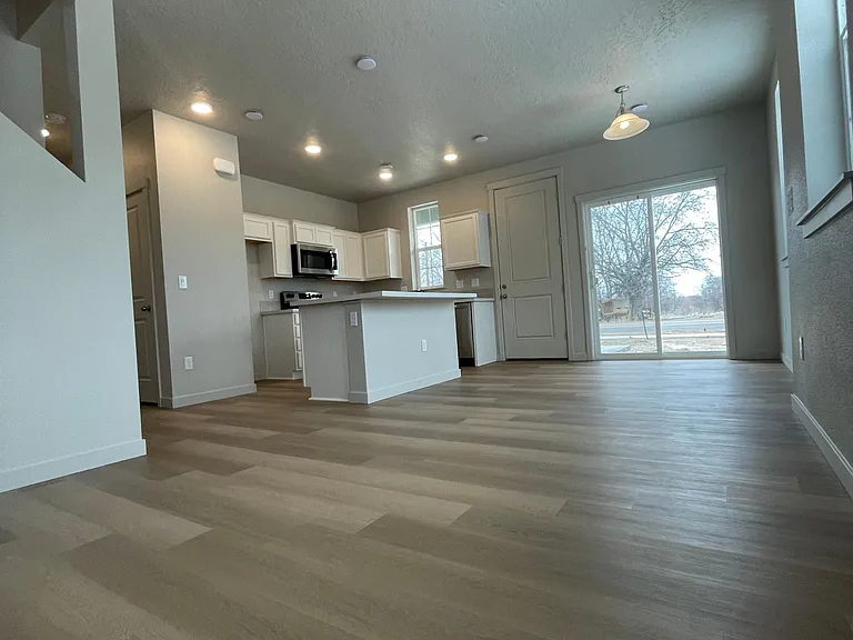 2300 E Spice Loop #2 — Photo 2