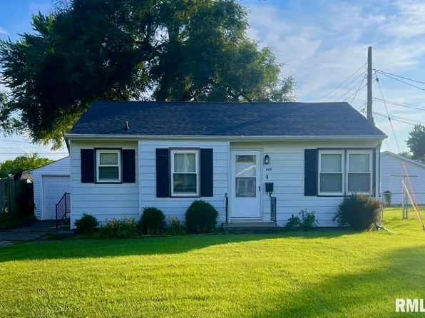 809 5th Ave, Camanche, IA 52730