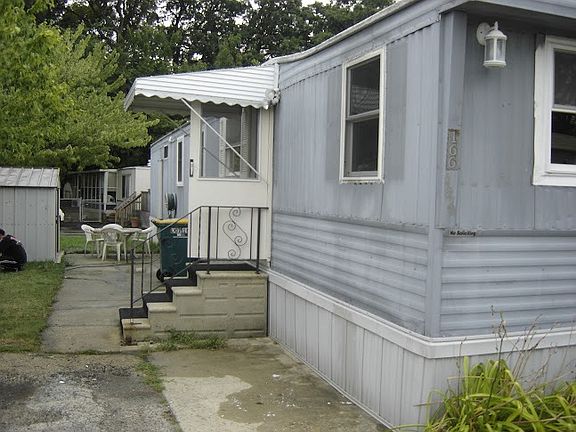 4th image of 106 E Jefferson St Lot 166