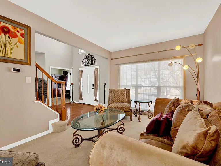 533 Rubens Cir — Photo 17