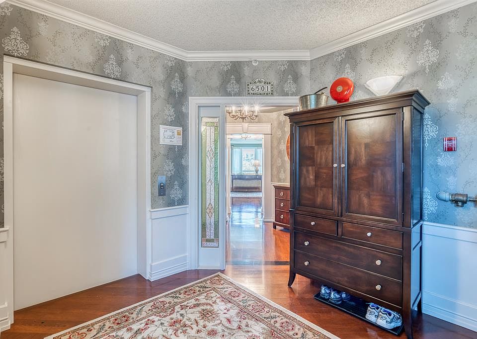 400 E Eau Claire Ave SW Calgary, AB, T2P4X2 Apartments for Rent Zillow 400 E Eau Claire Ave SW Calgary, AB, T2P4X2 Apartments for Rent Zillow