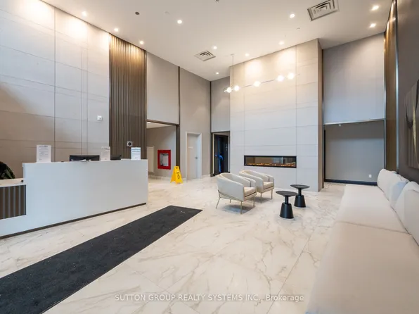 480 Gordon Krantz Ave #608, Milton, ON L9E 1Z4