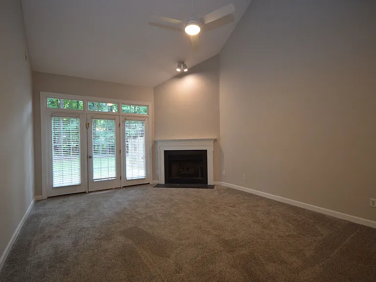 3319 Philmont Dr — Photo 6