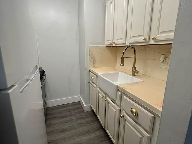 117 Wade St #1I — Photo 2