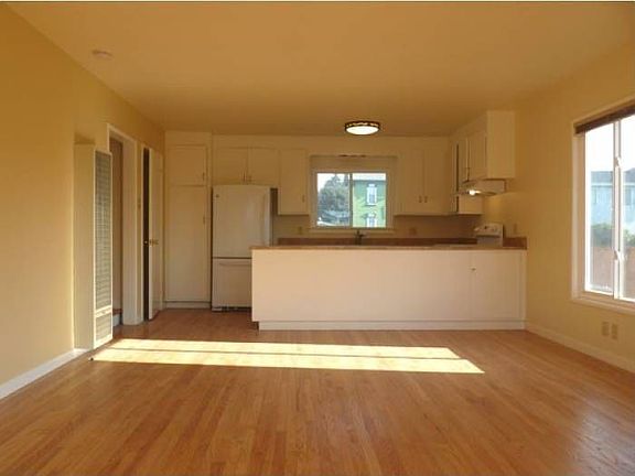 Living Room- reverse view