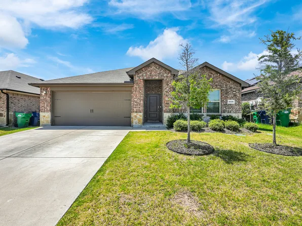2118 Brisbon St, Fate, TX 75189