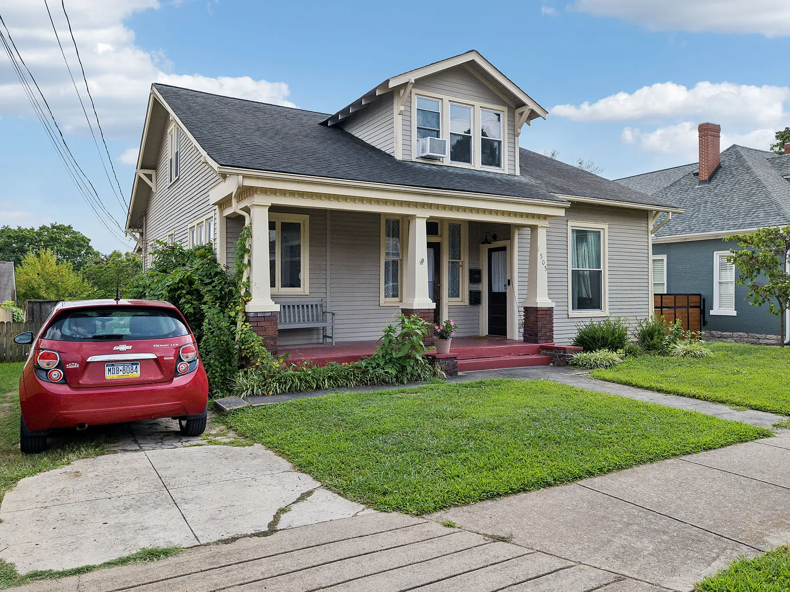 1 bed, 800 sqft, $2,000 — Photo 3