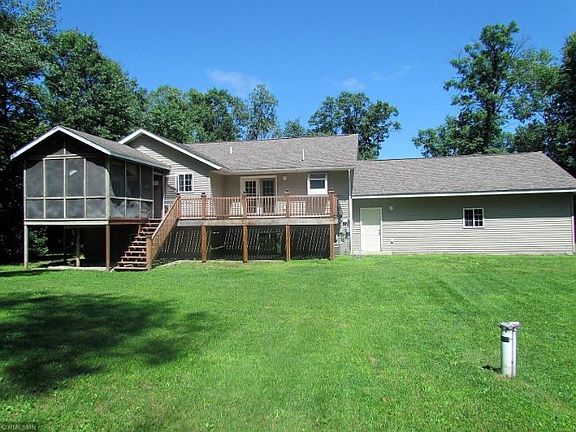 3rd image of 1171 Oak Knoll Dr