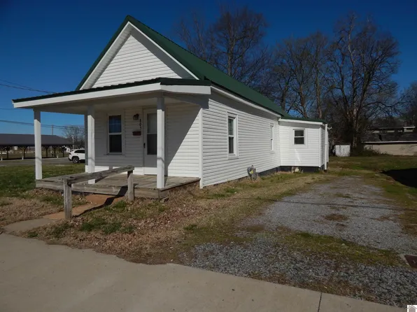 803 Poplar St, Benton, KY 42025