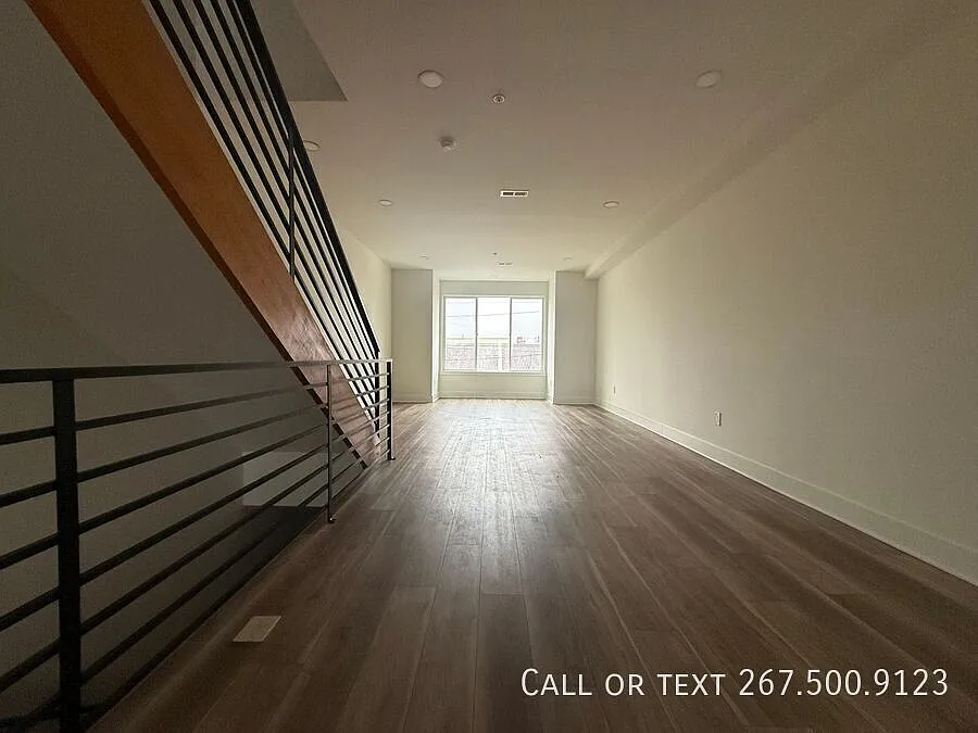 Brand New 2BD/2BA Bi-Level Apartments in Port Richmond Available Now and Upcoming! — Photo 2