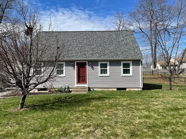 38 Driftwood Rd, Springfield, MA 01128