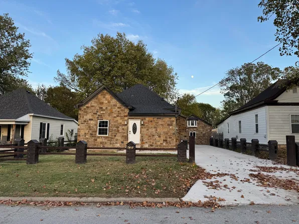 2450 N Lyon Avenue, Springfield, MO 65803