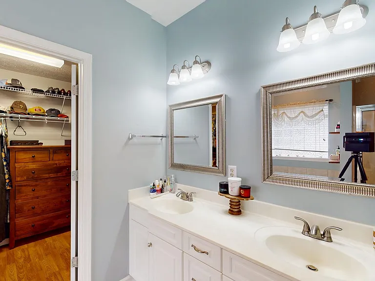 629 Linden Ln — Photo 18