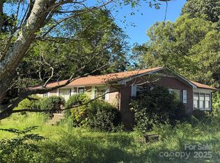 4135 17th St NE, Hickory, NC 28601