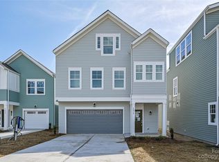 9018 Henry Thoreau Rd, Charlotte, NC 28214