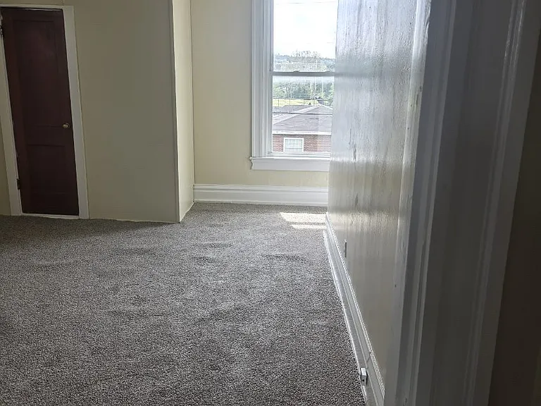310 Maryland Ave — Photo 35