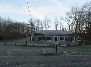 386 Clifftop Loop Rd, Danese, WV 25831