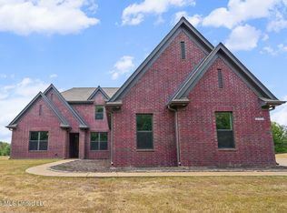 4298 Glynn Valley Rd E, Byhalia, MS 38611