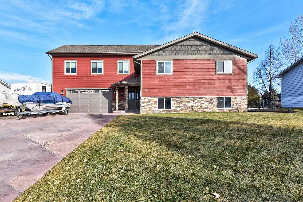 407 S Cherry St Townsend Mt 59644 Mls 22019144 Zillow