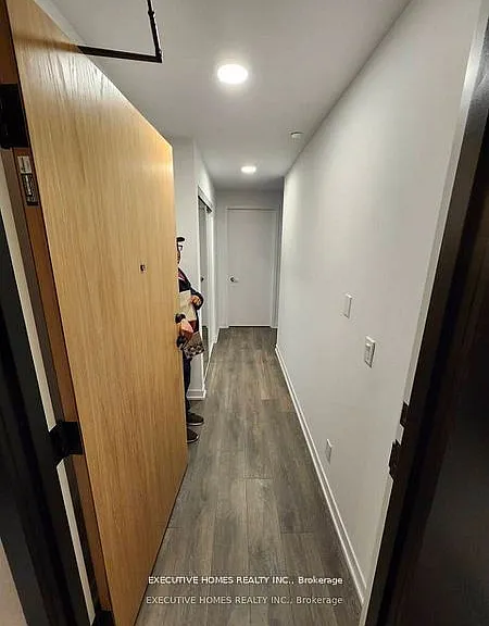 7950 Bathurst St #1124-A — Photo 2