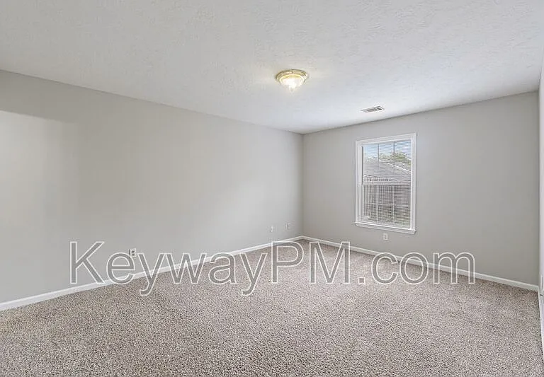 1006 Bertram Rd — Photo 10