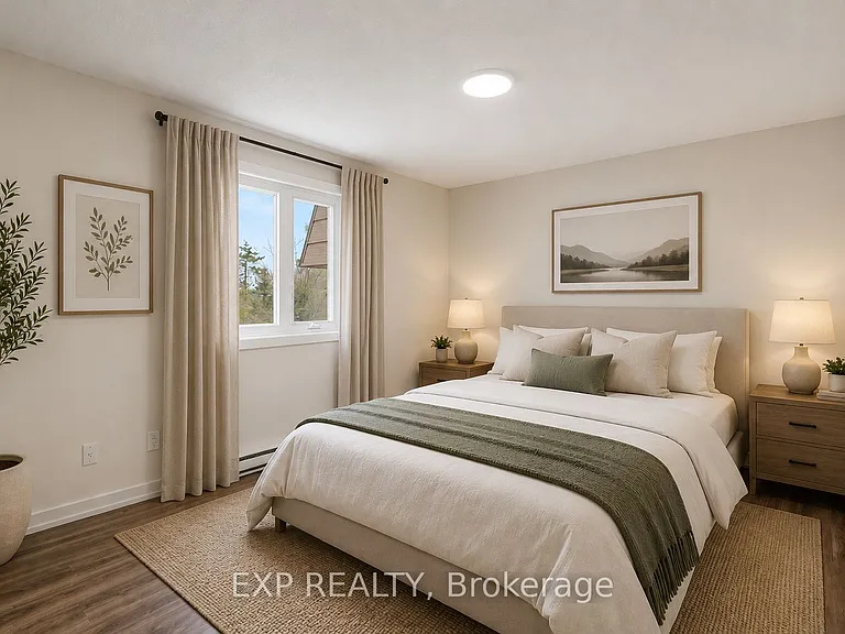 875 Laurier St #12 — Photo 13
