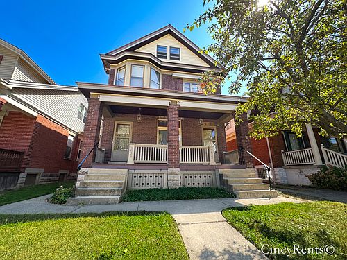 2nd image of 3924 Burwood Ave