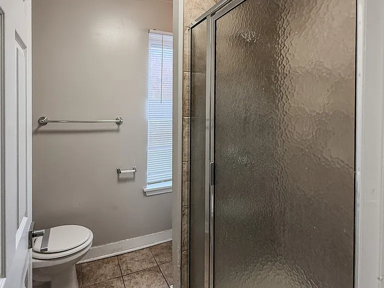4036 Locust St #H — Photo 17