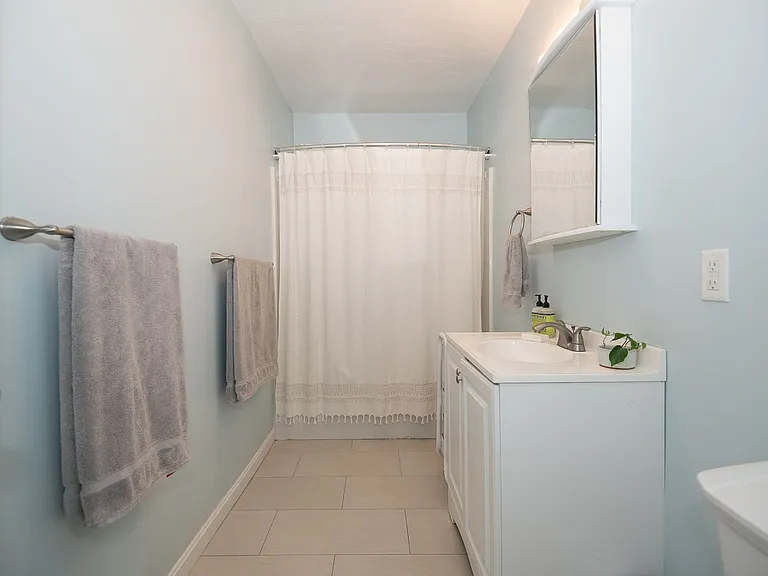 113 Elm St — Photo 13