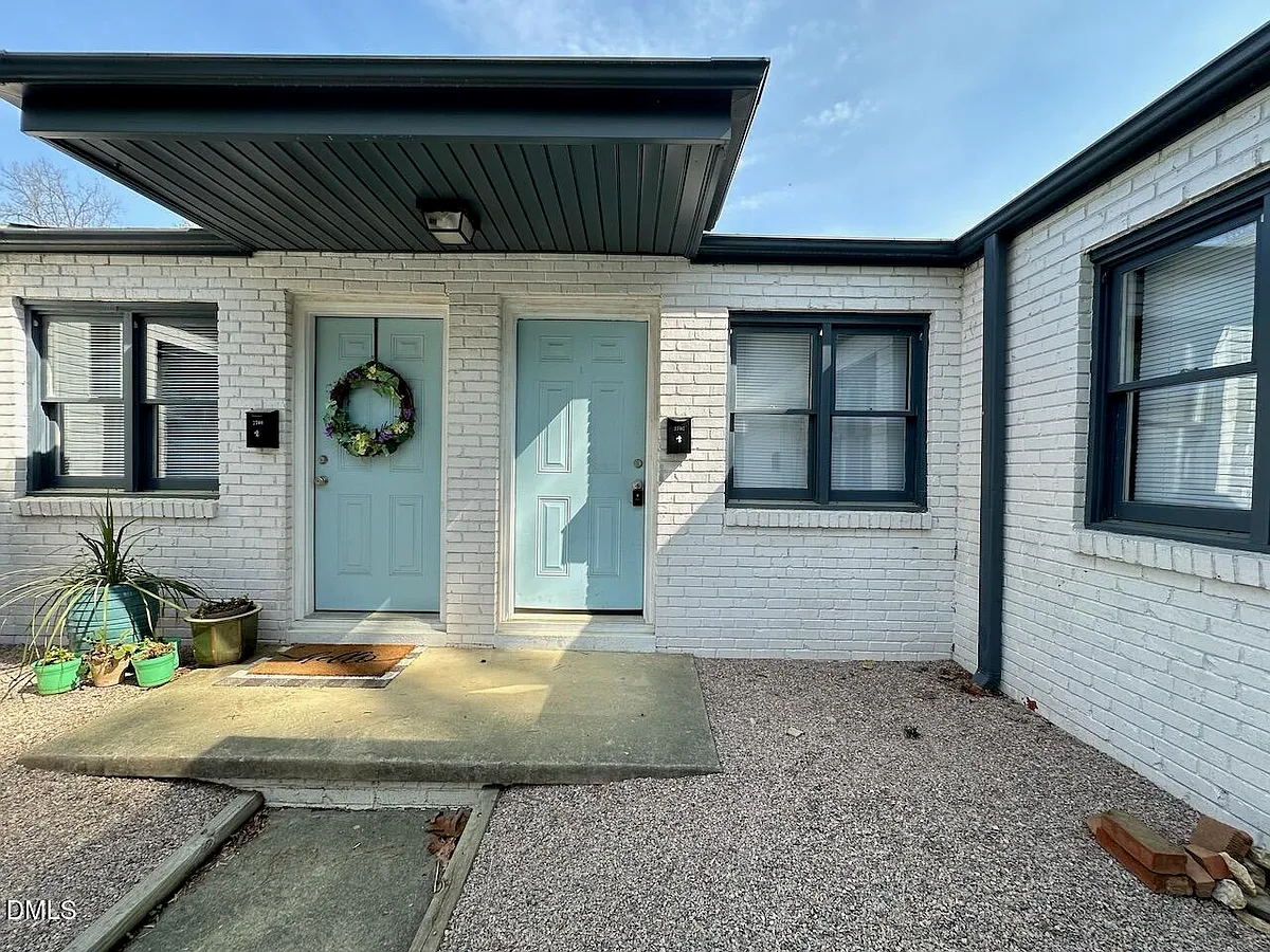 Building Photo - 2706 Cartier Dr